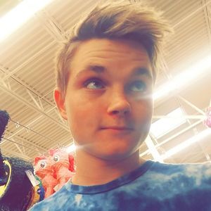 Meet your Posher, Curtis